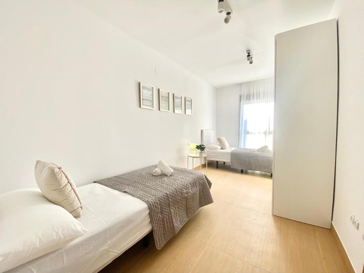 Sofia Suites Cambrils Esterno foto